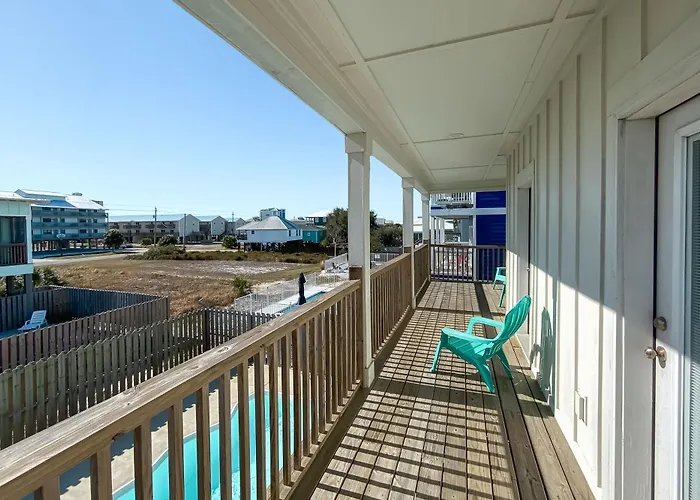 Attitude Adjustment Holiday home *