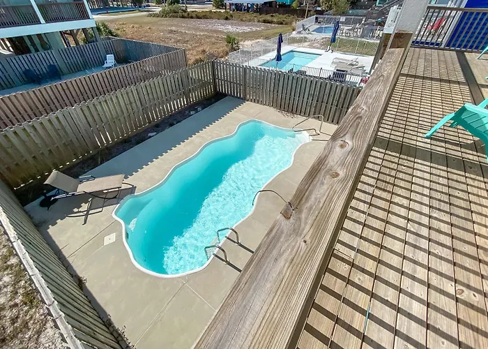 Attitude Adjustment Holiday home *